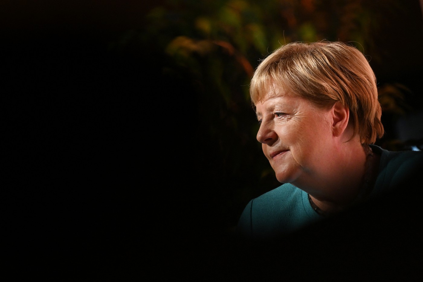 “Agresiunea lui Putin: Fosta cancelară Angela Merkel dezvăluie numele a patru țări care au refuzat purtarea de discuții cu Rusia înainte de invazia din Ucraina”