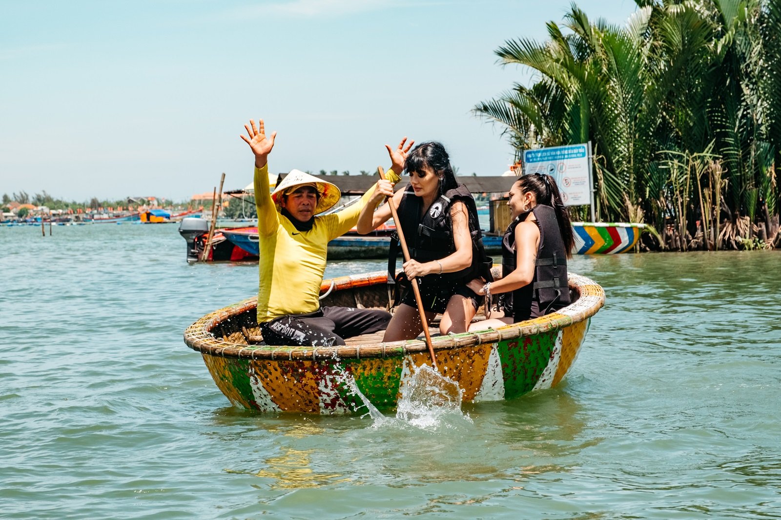 “Calatorie in Asia” – Data de 19 octombrie 2025 marcheaza un moment memorabil pentru concurenti, care ajung intr-o locatie impresionanta din tara vietnameza.
