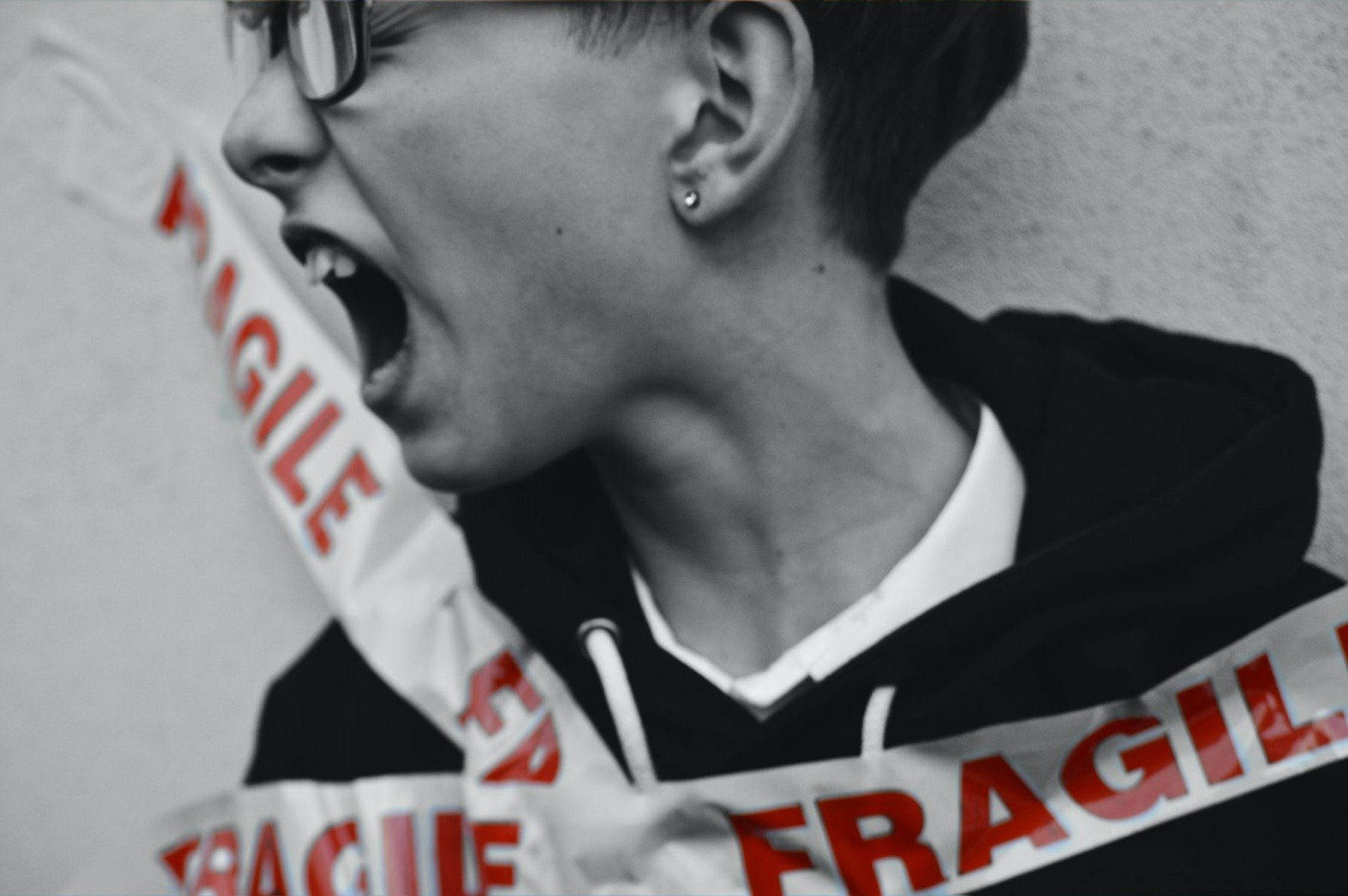 Președinta organizației „Autism Voice” critică utilizarea cuvântului „autist” în conflictul politic: „Folosirea unei tulburări pentru insults nu aduce beneficii și afectează atât persoanele vizate, cât și pe cei cu această afecțiune”ea noastră”