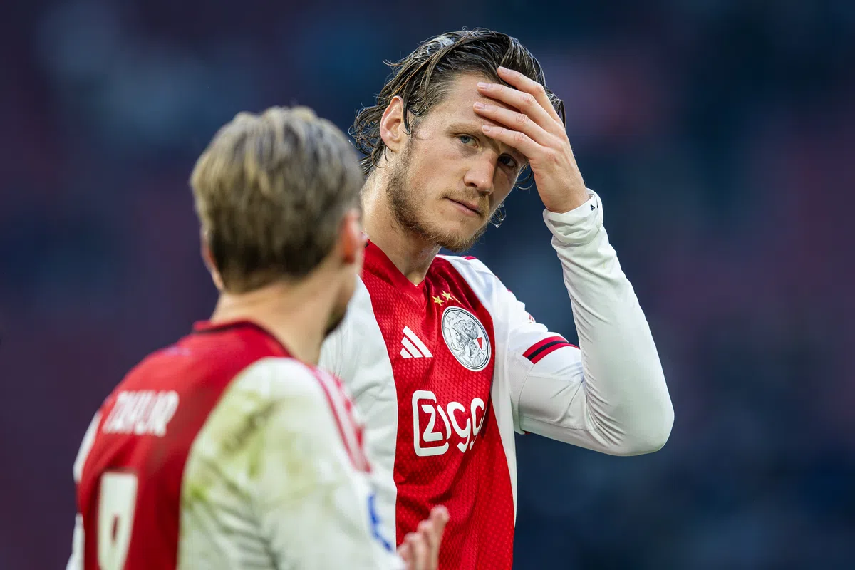 Echipa Ajax îl are din nou pe Wout Weghorst în lista de jucători pentru meciul împotriva lui Sparta.