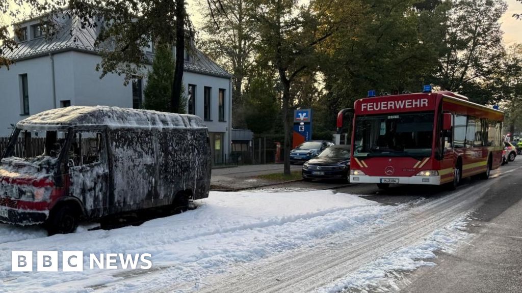 Deschiderea festivalului Oktoberfest a fost amânată la Munchen după un incendiu mortal și o amenințare cu bombă.