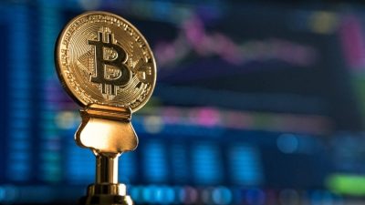 Bitcoin stabilește un nou record, depășind pragul de 125.000 de dolariea noastră”