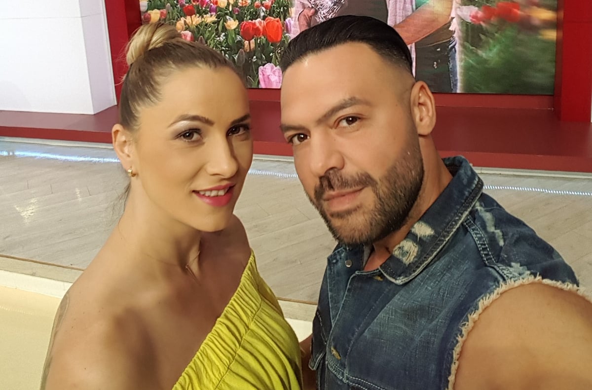 Cunoscutul om de afaceri Cornel Păsat a recunoscut recent sfârșitul relației sale cu soția sa, Bianca, însă a declarat că nu are intenția de a divorța. Întrebarea care rămâne este: ce evenimente sau circumstanțe au condus la această separare între cei doi?