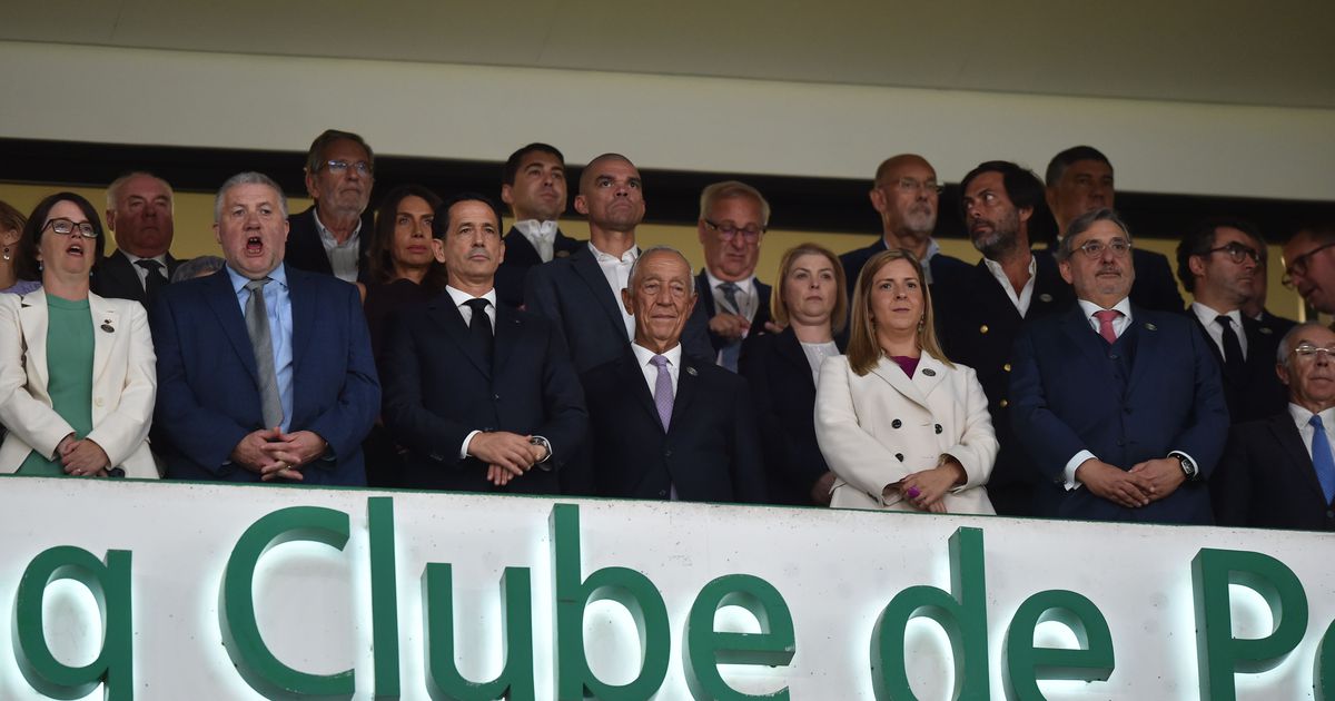 Preşedintele Portugaliei, Marcelo Rebelo de Sousa, exprimă o mare emoție.
