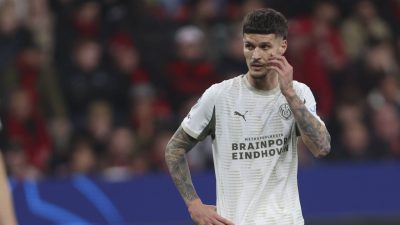 Doi specialiști olandezi au ajuns la un consens în privința lui Dennis Man. Decizie după prima apariție ca titular în Liga Campionilor.