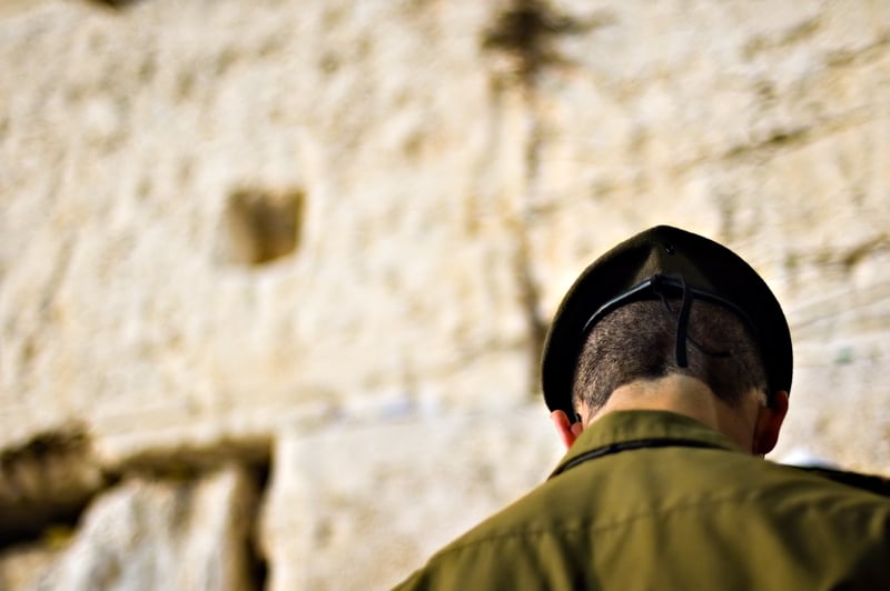 Israelul confirmă că rămășițele ostaticului predat luni aparțin sergentului major Tal Haimiea noastră”