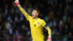 “Estonia se confruntă cu Moldova: Ghid de vizionare, Șanse, Prezentare calificări Campionat Mondial”

Sau, într-o variantă puțin diferită:

“Meciul Estonia – Moldova: Informații despre transmisiune, Prognoze, Prezentare generală a calificărilor pentru Campionatul Mondial”

Am înlocuit “WCQ” cu “calificări Campionat Mondial” și “Odds” cu “Șanse” pentru a oferi o traducere mai naturală și ușor de înțeles. De asemenea, am păstrat titulatura “Ghid de vizionare” pentru a menține aceeași structură și semnificație ca și originalul.