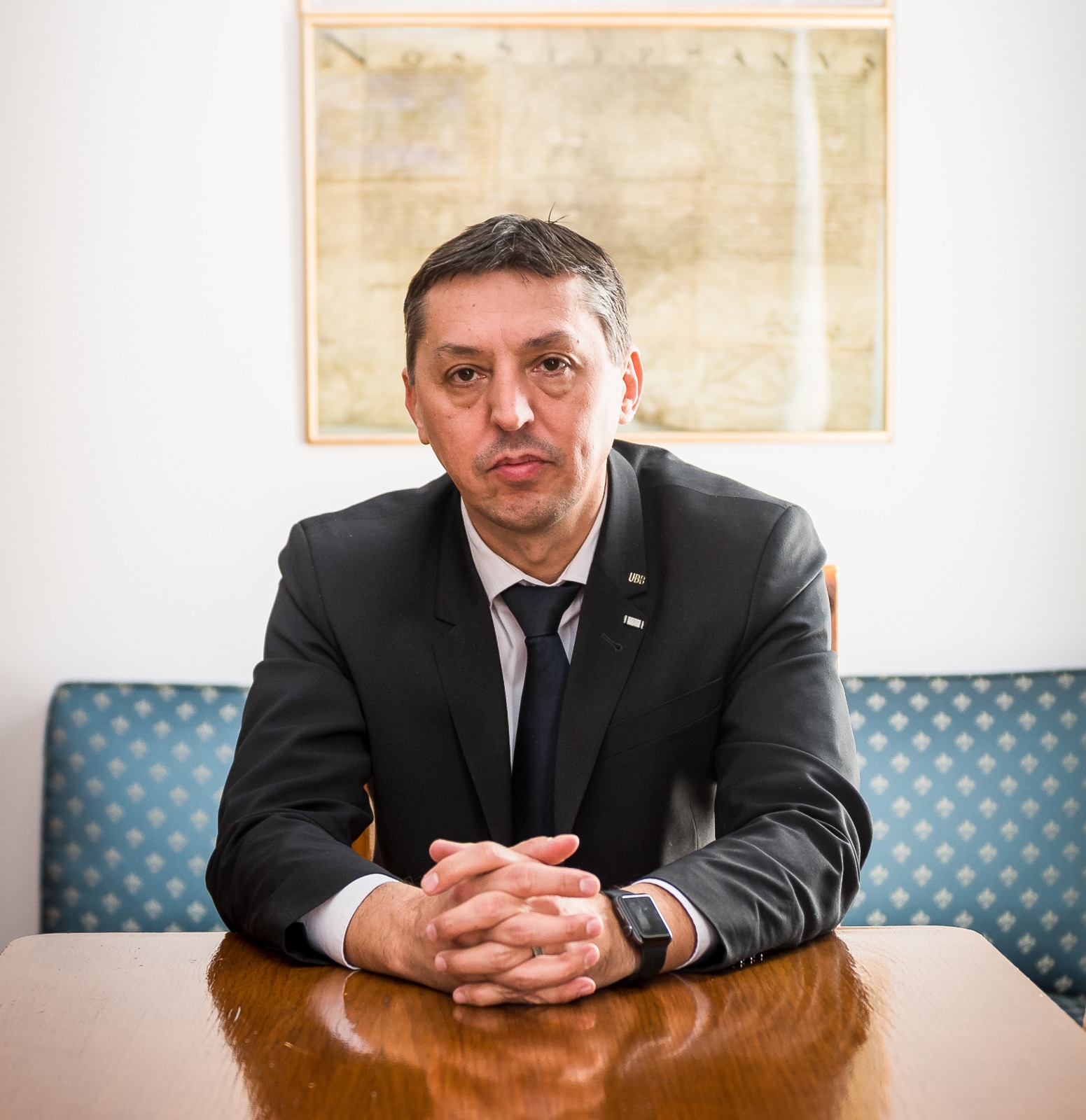 Iată o posibilă reformulare a titlului: Declarația oficială a ministrului Daniel David de Ziua Profesorului la nivel Global (Sărbătoarea Internațională a Învățământului)