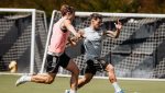 Imagini disponibile! Hugo Lloris a mers direct la Alex Băluță după partida disputată. Cum a reacționat francezul.