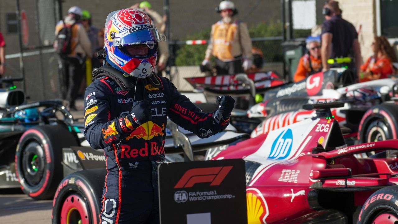 Verstappen, pe cale de a obține titlul! A triumfat în SUA și îi pune presiune pe Piastri și Norris.