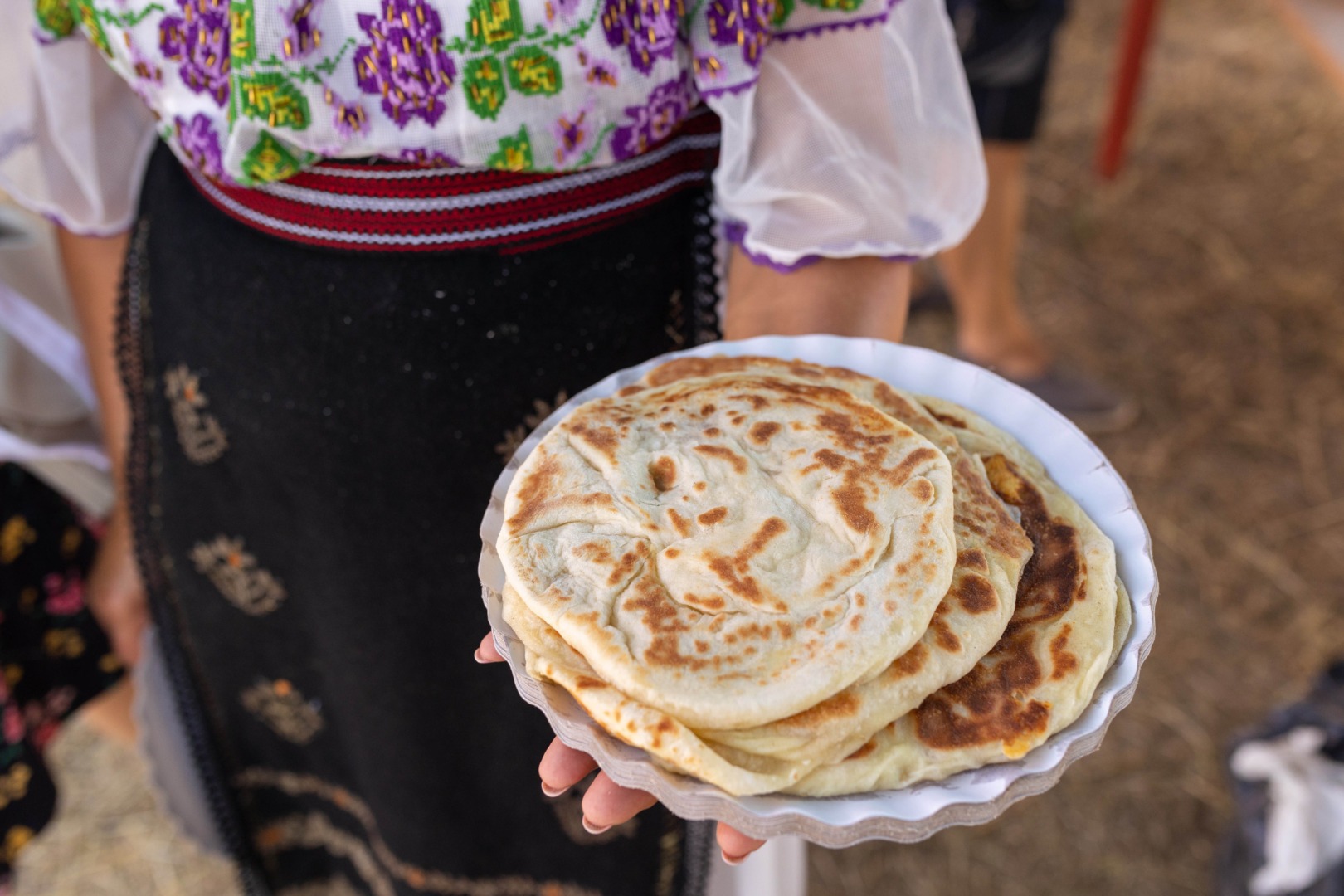 Festivalul Național al Gastronomiei și Vinurilor din România, celebrat duminică, 5 octombrie / “Îmi exprim îngrijorarea că grupări extremiste și ultranaționale ar putea prelua evenimentul și îl vor transforma într-un prilej politic”ea noastră”