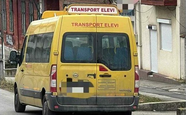 Microbuz școlar confiscat silit într-o localitate din Maramureș / Liderul Consiliului Județean: „Cui i-ai putea vinde un astfel de microbuz? Altor primării?”ea noastră”