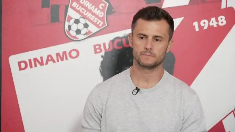 Derby-ul s-a încheiat cu tumult! Directorul lui Dinamo a explodat de furie și a pătruns în vestiarul echipei Rapid.