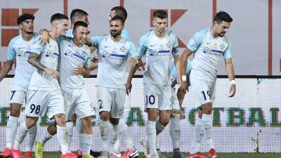 Adrian Petre, tripletă în 9 minute, apoi a marcat și al patrulea gol! Look schimbat pentru fostul golgheter al lui FCSB și “performanță remarcabilă”