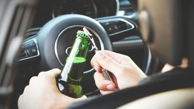 Un bărbat din Neamț, reținut și propus pentru arest preventiv pentru 30 de zile, după ce a săvârșit patru infracțiuni rutiere în două zileea noastră”