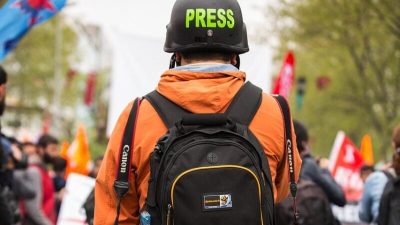 Jurnalist salvadorian expulzat din SUA după relatările despre protestele anti-Trump după 20 de ani de ședereea noastră”