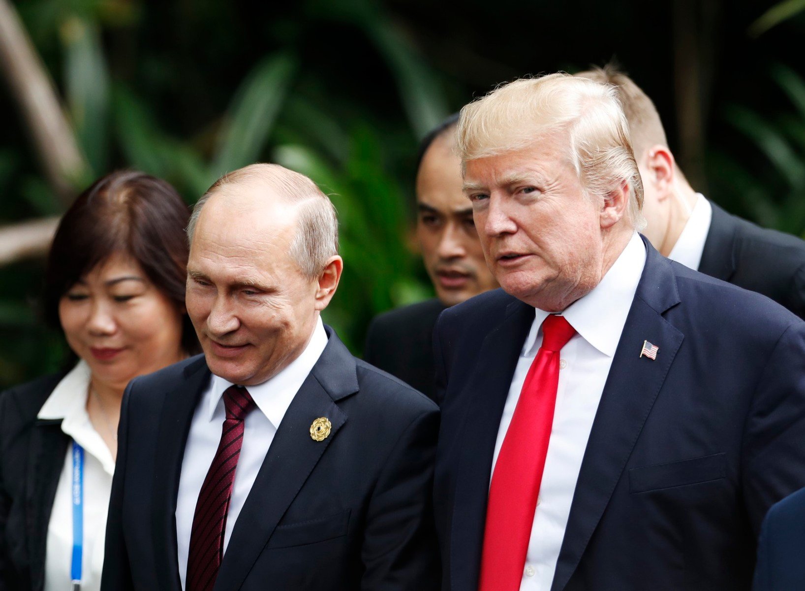 Trump consideră că sugestia lui Putin pentru restricționarea armamentului nuclear „pare a fi o idee bună”ea noastră”