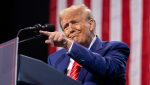 Administrația Trump analizează o reformă a sistemului de refugiați favorizând persoanele albe: “Majorizarea rapidă a diversității a diminuat încrederea socială crucială pentru stabilitatea unui system democratic” (pentru detalii, sursa este un articol dintr-un mare ziar american).ea noastră”
