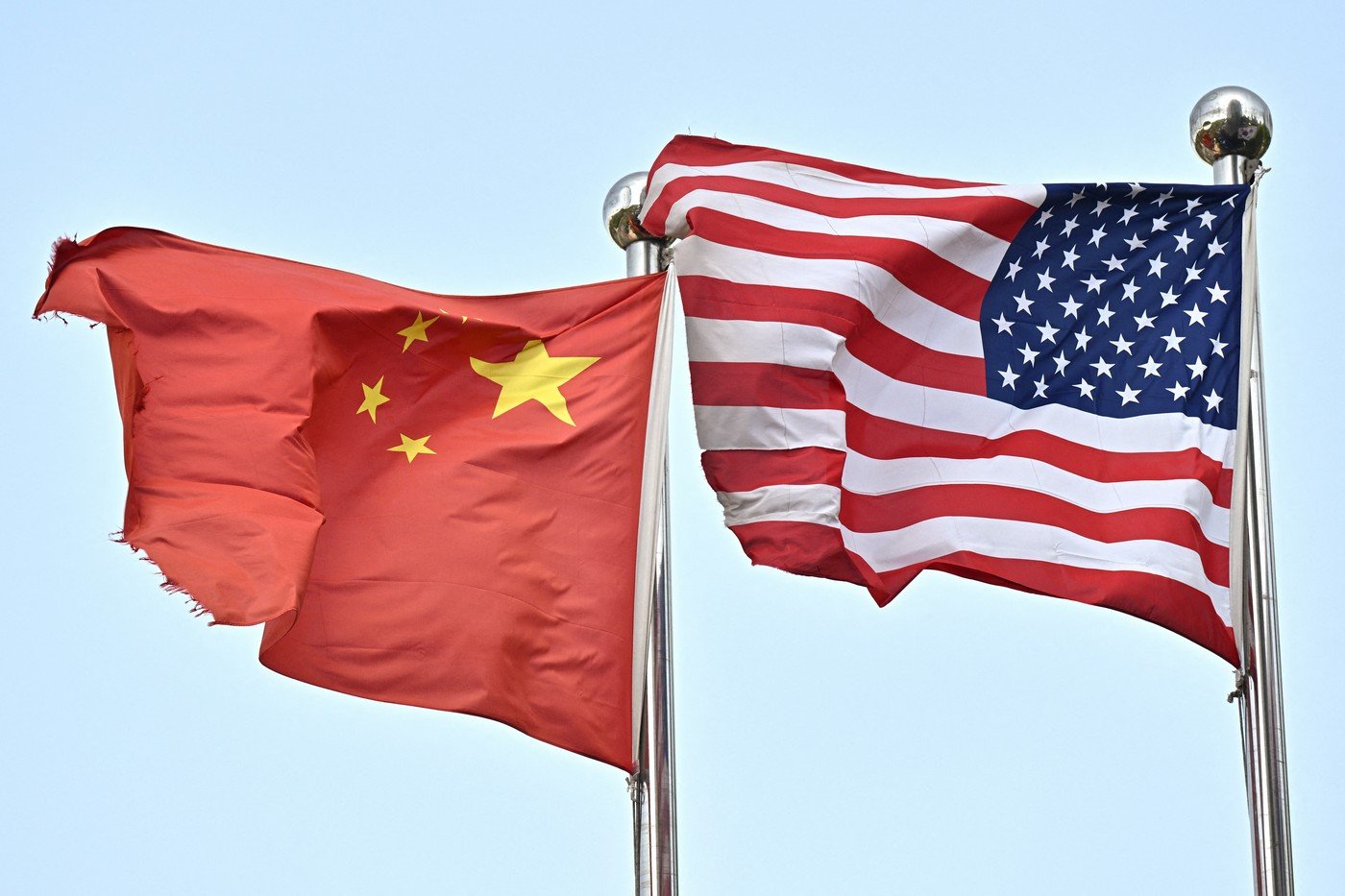 Un diplomat american a fost înlăturat din funcție pentru faptul că a ocultat o relație cu o cetățeană chinezăea noastră”