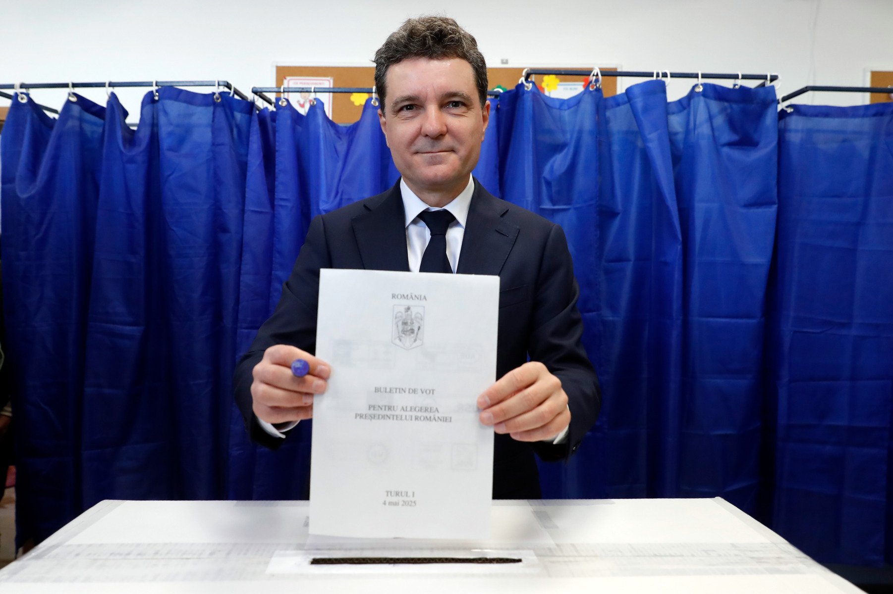 Ultima variantă pentru alegerile din Capitală: candidat comun cu profil politic modest sau semi-independente sprijinit de principalele formațiuni politice, iar președintele Nicușor Dan se teme de posibilitatea ca opțiunile separate să favorizeze un candidat suveranist, conform surselor.ea noastră”