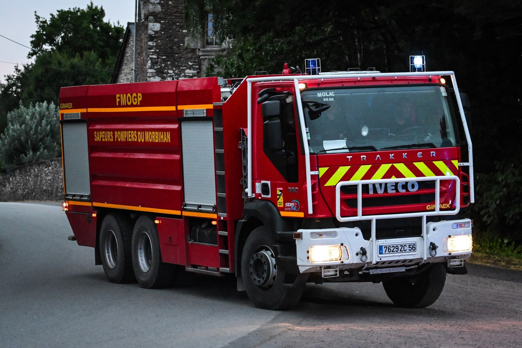 Patru persoane decedate în urma incendiului dintr-un imobil cu zece etaje din Lyonea noastră”