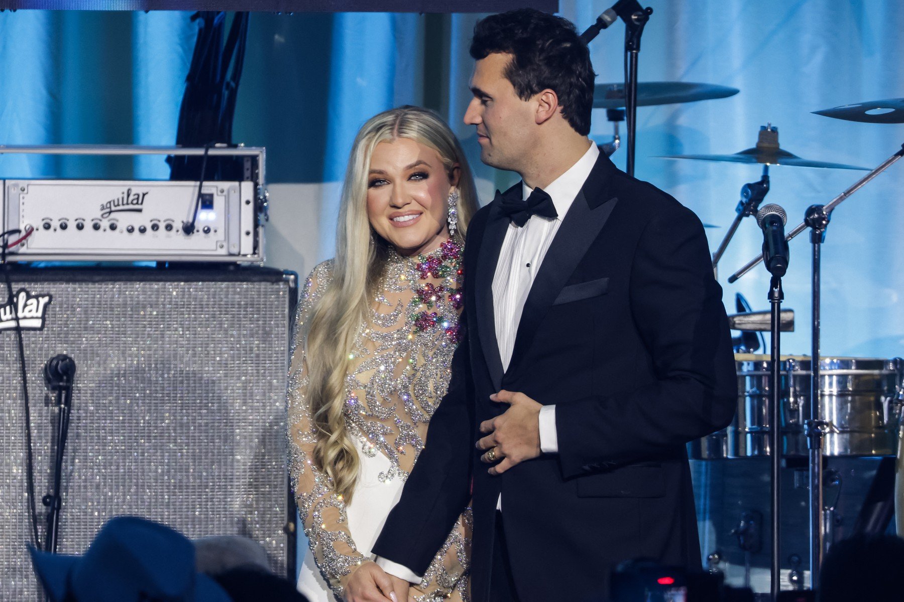 Erika Kirk, văduva lui Charlie Kirk, devine o figură centrală în noul curent creștinist MAGAea noastră”