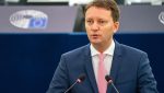 Siegfried Mureșan critică inițiativa lui Grindeanu de a forma un grup de lucru pentru legea pensiilor magistraților: „Dacă un politician vrea să evite o problemă, propune înființarea unui grup de lucru” – PSD, mereu împotriva reformelorea noastră”