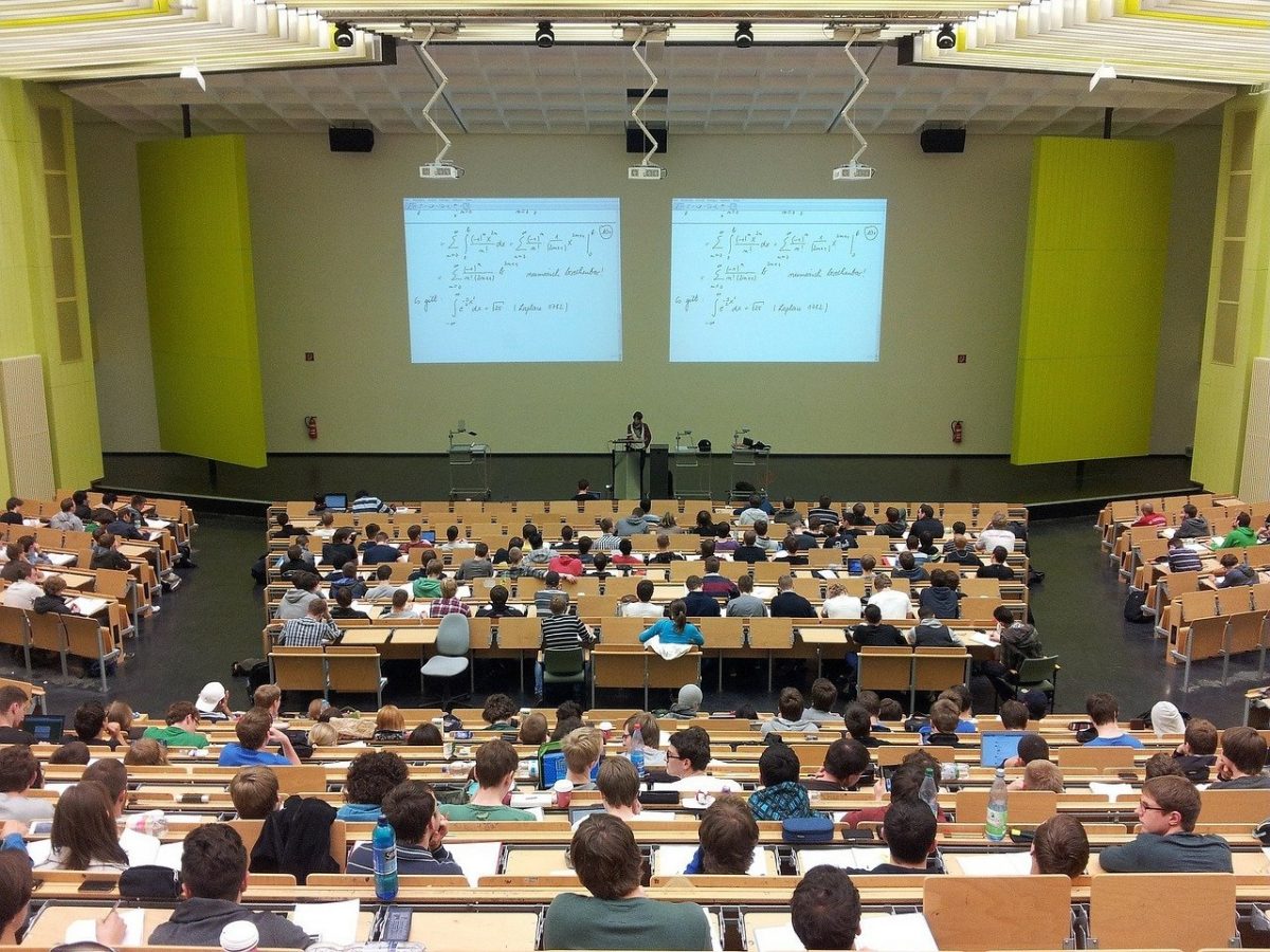 Clasamentul internațional Times Higher Education 2026: ASE București și UMF Carol Davila în top 1000 universități; 22 de instituții de învățământ superior din România sunt prezente, dintre care 15 la ultimul loc în clasamentea noastră”