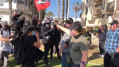 Climat de surpriză în sondaje: tot mai mulți americani cred că doar violența poate salva Statele Uniteea noastră”