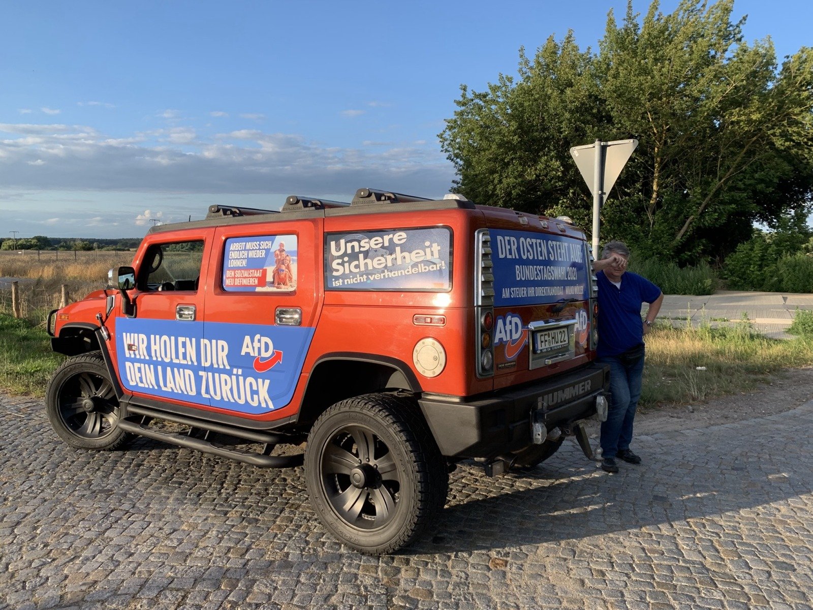 AfD nu reușește să câștige în al doilea tur al alegerilor pentru primăria unui oraș din estul Germaniei, marcând prima posibilă victorie în mediul urban pentru partidul de extremă dreaptăea noastră”