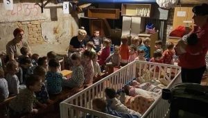 Raport Salvați Copiii: 12.000 de copii au fost uciși sau răniți în conflicte, în special din cauza armelor explozive, în anul precedentea noastră”