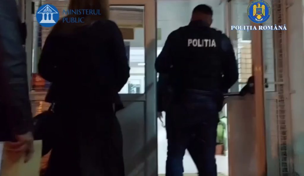 Contabil acuzat de furtul a 1,2 milioane de lei din conturile a două instituții de învățământ din Sectorul 5