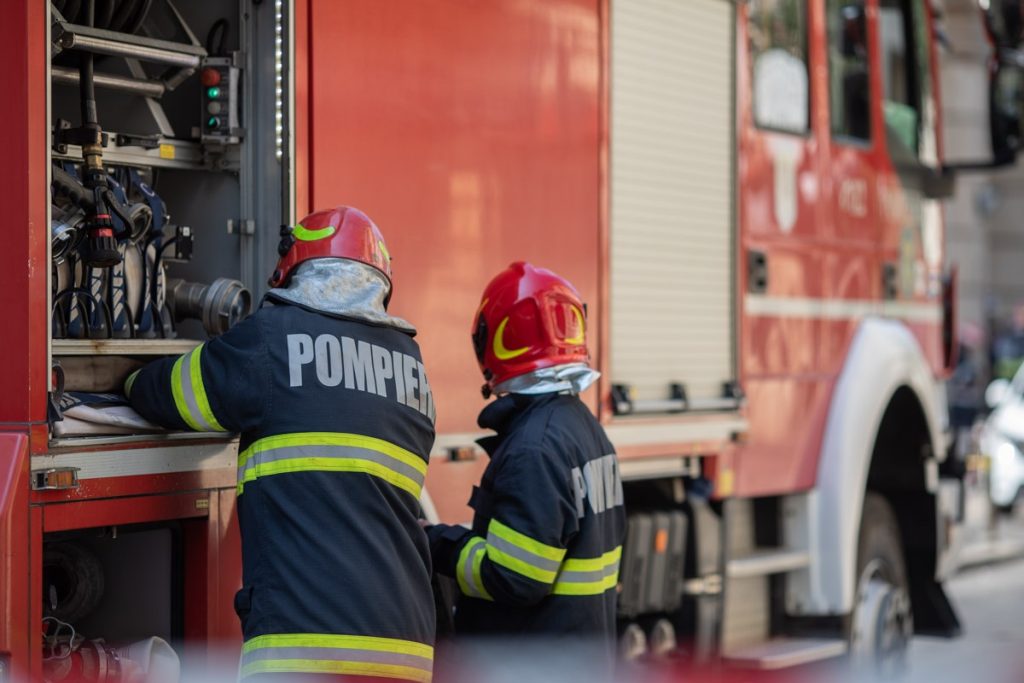 Tragedie în inima județului Cluj: o cabană de lemn incendiată, o femeie găsită carbonizată Noaptea de luni spre marți a adus o veste tragică pentru comunitatea din comuna Palatca, județul Cluj