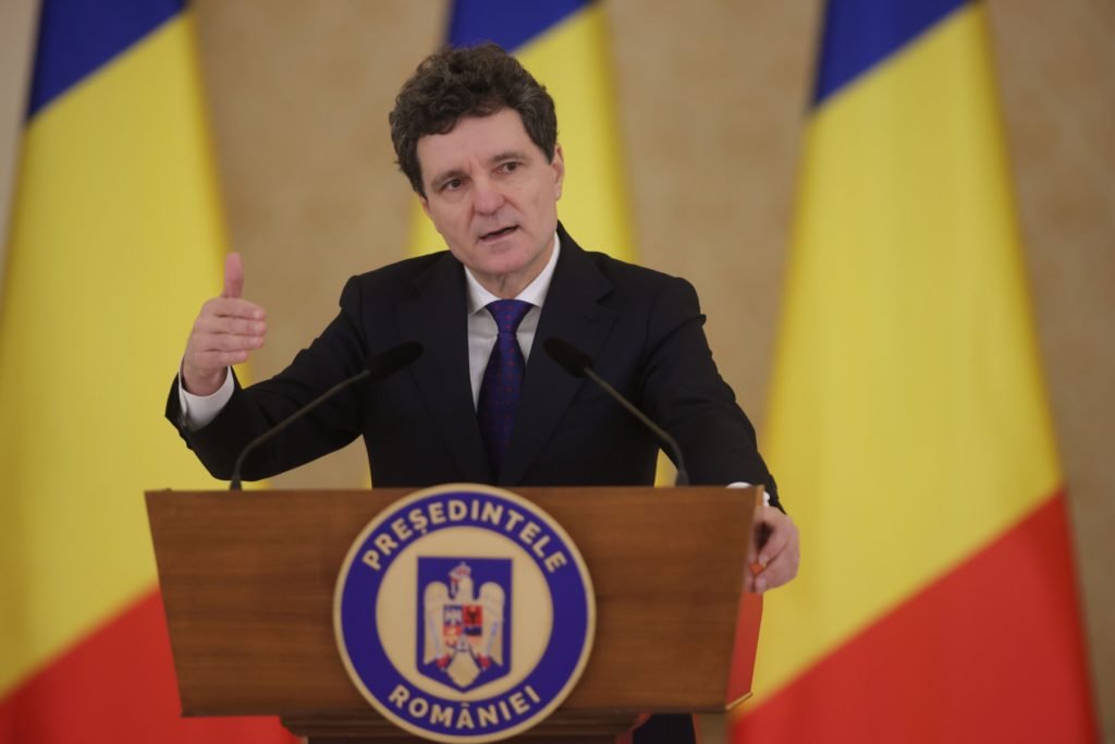 [ad_1] România are nevoie de echilibru, de profesionalism și de decizii fundamentate în lege, doar astfel putem construi un stat modern, sigur și respectat de cetățeni, a afirmat luni președintele Nicușor Dan, într-un mesaj transmis cu ocazia Zilei Constituției, conform agenției de știri