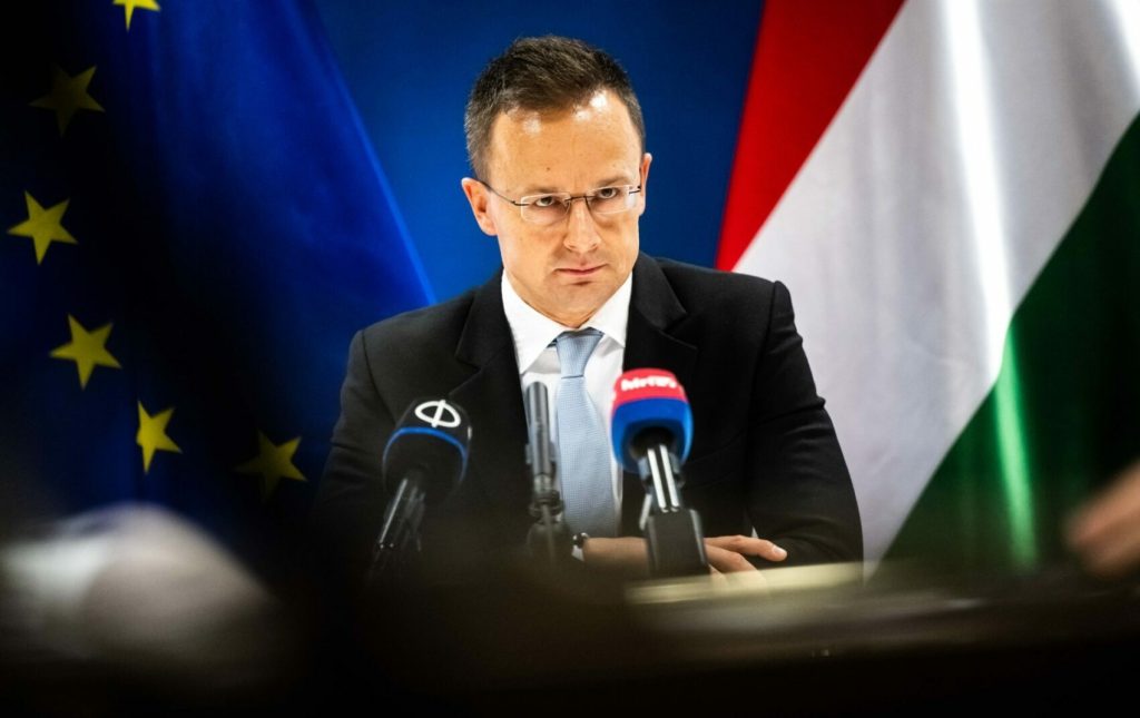 Peter Szijjarto, ministrul maghiar, afirmă că în 2026 nu vor fi acceptați migranți în Ungaria și nu vor fi cheltuiți bani publici pentru alte categorii de migranți