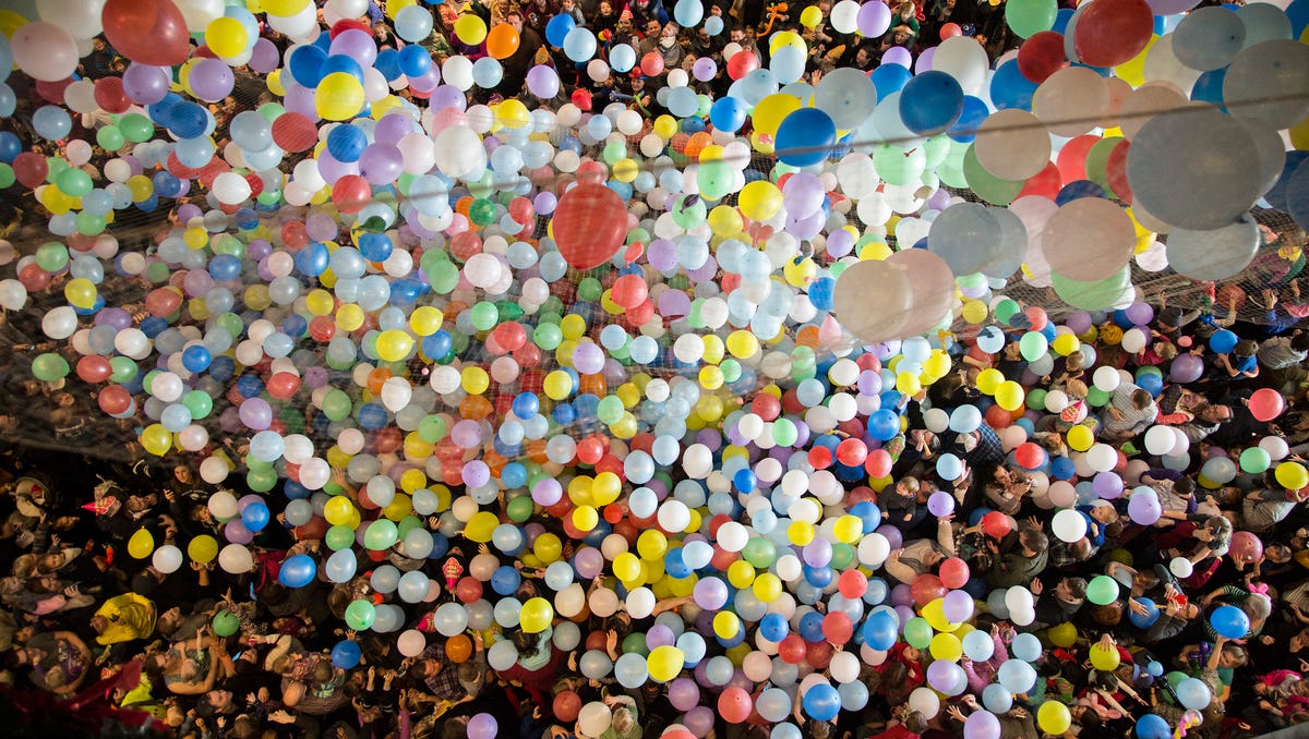 „Petreceri de Revelion de neratat în apropierea Des Moines”