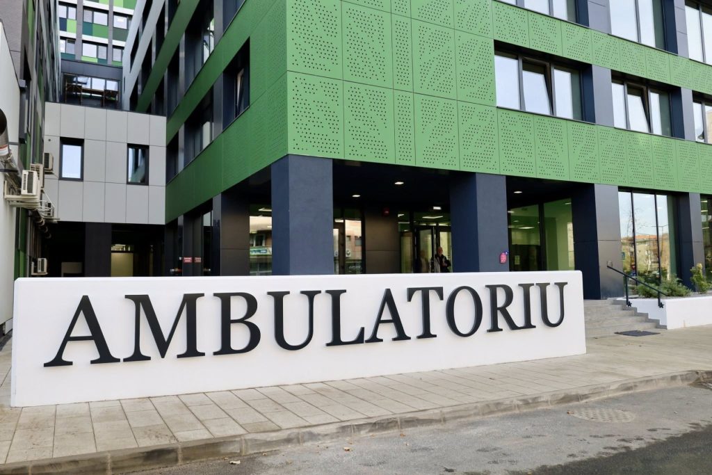 Medicii specialiști independenți avertizează asupra riscului de blocaj al serviciilor ambulatorii dacă nu sunt alocate fonduri pentru ajustări financiare în buget