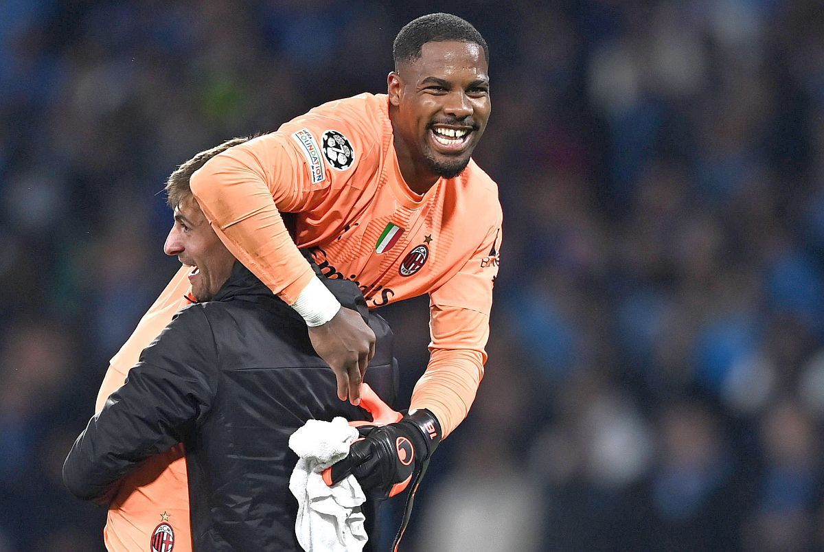 Contract-„bombă” și alte bonusuri » Cum îl ademenește AC Milan pe căpitanul Mike Maignan să nu plece