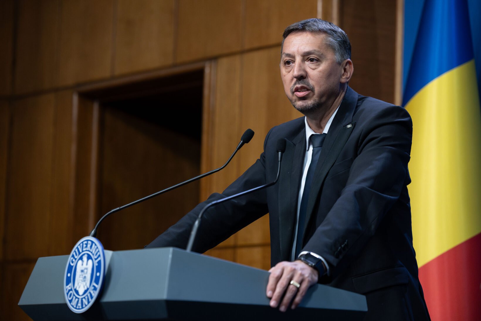 Ministrul Daniel David afirmă că norma didactică a profesorilor nu va fi majorată în 2026, și a fost nevoit să facă o precizare oficială.