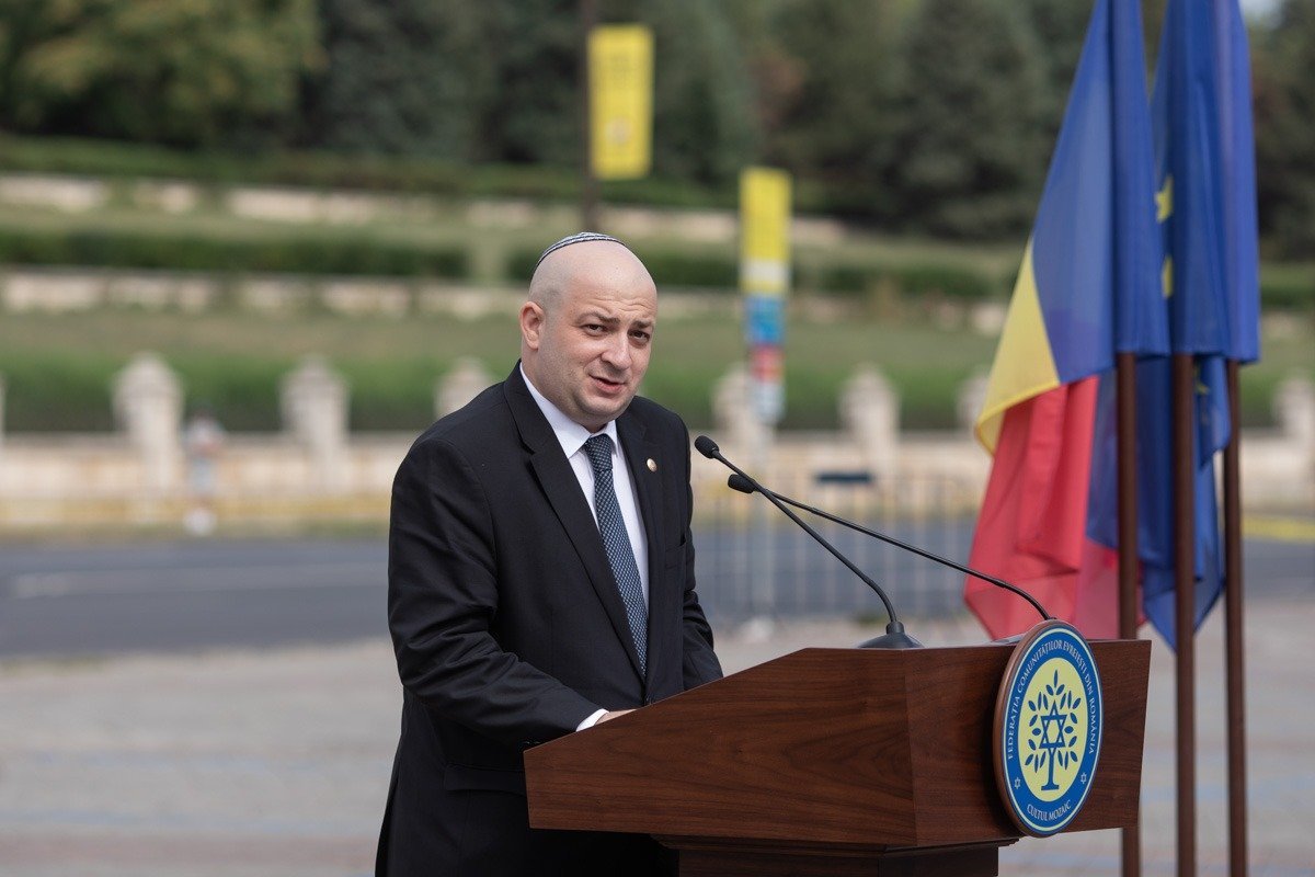 Comitetul pentru monitorizarea Strategiei anti-antisemitism condamnă discursurile de ură și violență la adresa lui Vexler