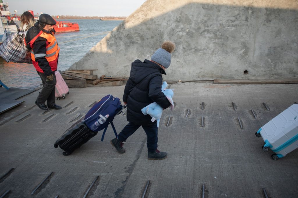 Trimisul special al Consiliului Europei acuză Rusia că săvârșește „crime de război clar dovedite” prin rusificarea copiilor ucraineni