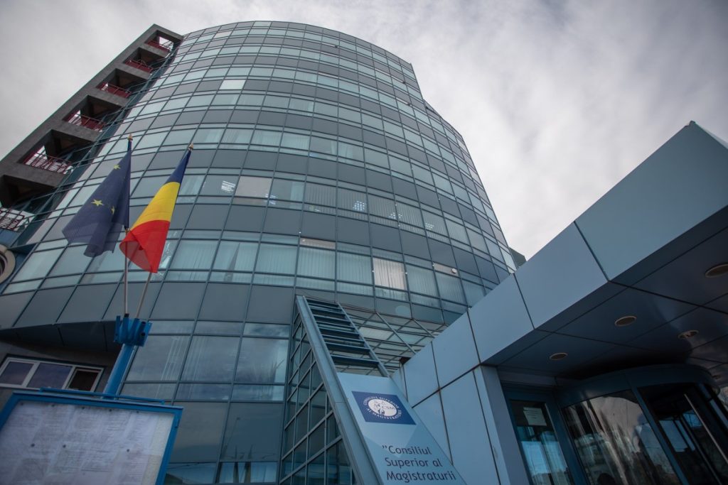 CSM încheie consultările cu magistrații și va anunța rezultatele; Nicușor Dan anunță organizarea unui referendum în domeniul justiției în ianuarie