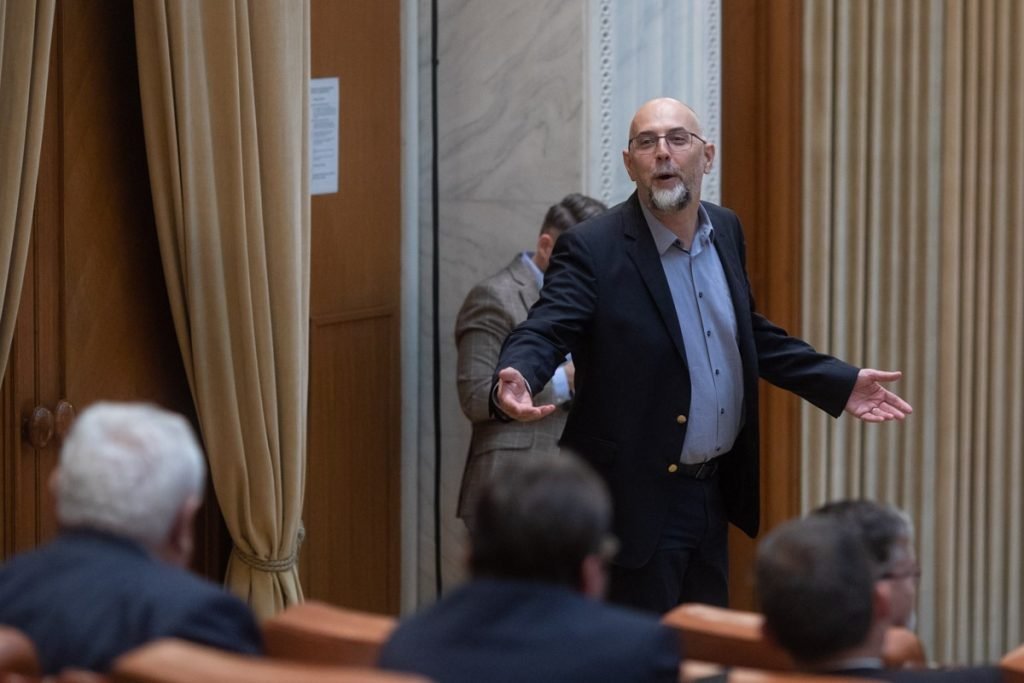 Kelemen Hunor afirmă că moțiunile simple împotriva ministrului Justiției și a ministrului de Interne nu vor avea rezultate / Deși traversăm perioade dificile, această coaliție politică rămâne stabilă