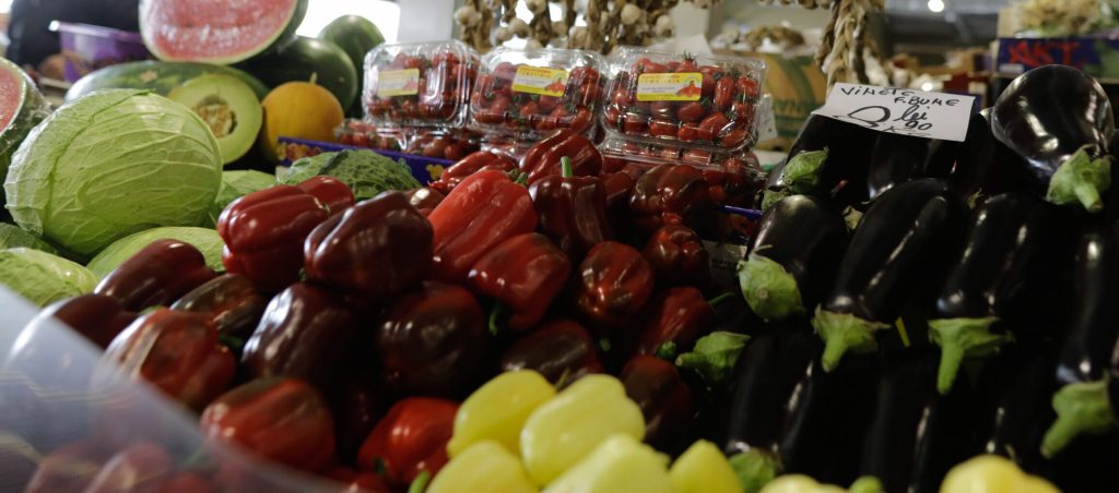 [ad_1] În weekendul 5-7 decembrie, Piața Amzei din fața Teatrului „Ion Creangă” devine destinația perfectă pentru iubitorii de produse tradiționale