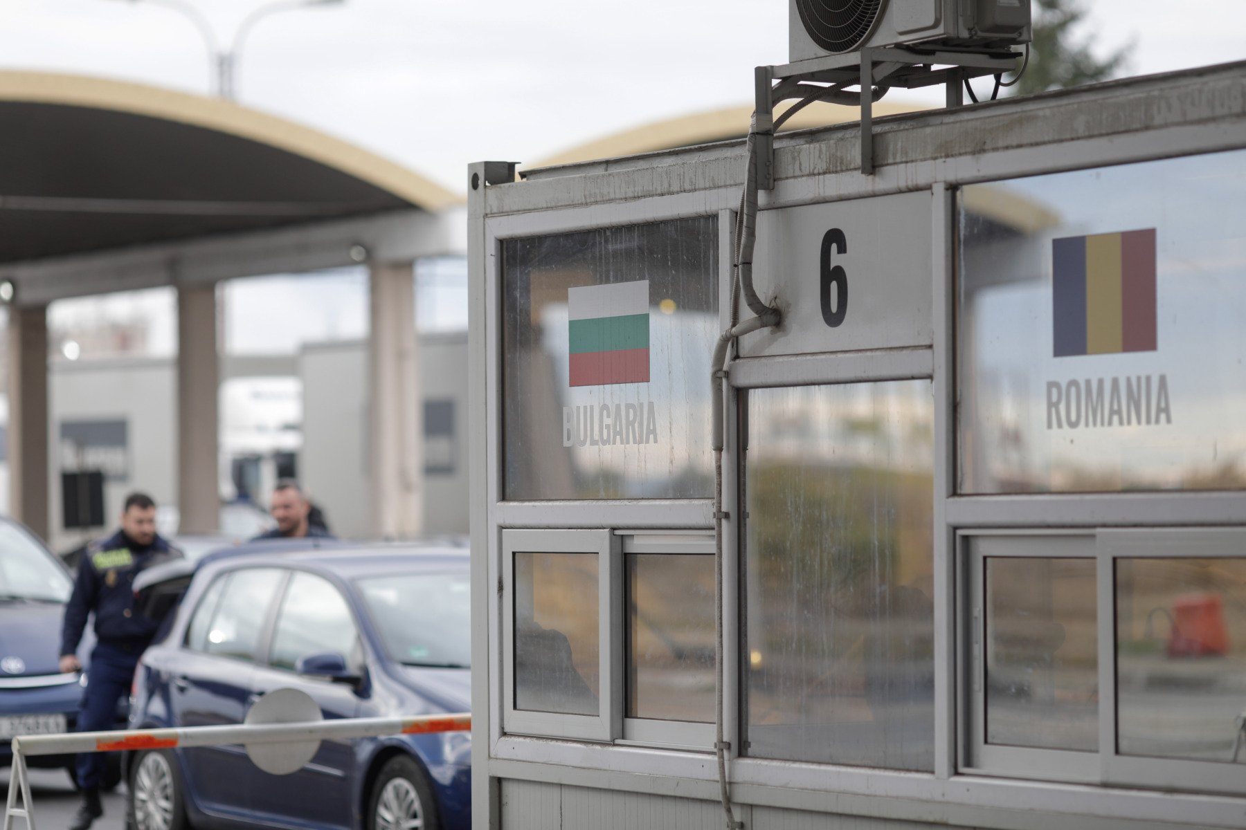 Bulgaria se pregătește pentru intrarea oficială în zona euro, eveniment programat pentru această miercuri seară, o decizie care marchează un moment istoric în evoluția economică și geopolitică a țării balcanice