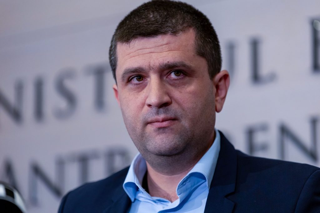 Radu Miruță, candidatul USR pentru Ministerul Apărării: doctor în Telecomunicații, pasionat de Drept, cu experiență în companii mari din domeniul telecomunicațiilor și implicat în negocieri pentru pachetul de finanțare SAFE pentru Apărare