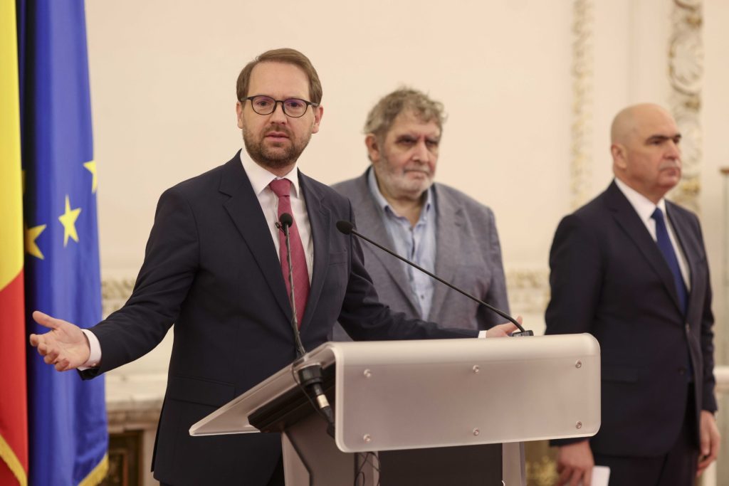 [ad_1] Președintele USR și primar al Timișoarei, Dominic Fritz, urmează să depună joi jurământul de credință la sediul Autorității Naționale pentru Cetățenie pentru a obține oficial cetățenia română
