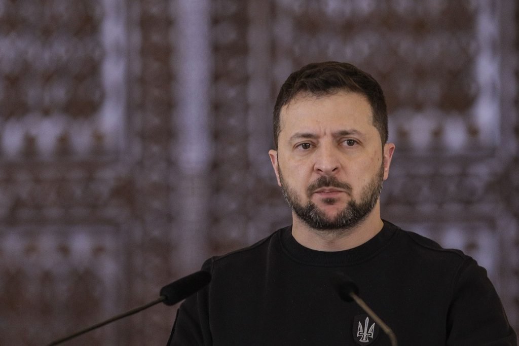 Reuniunea de la Berlin dintre președintele Volodimir Zelenski și oficiali americani, Steve Witkoff și Jared Kushner, s-a încheiat după cinci ore; negocierile vor continua luni