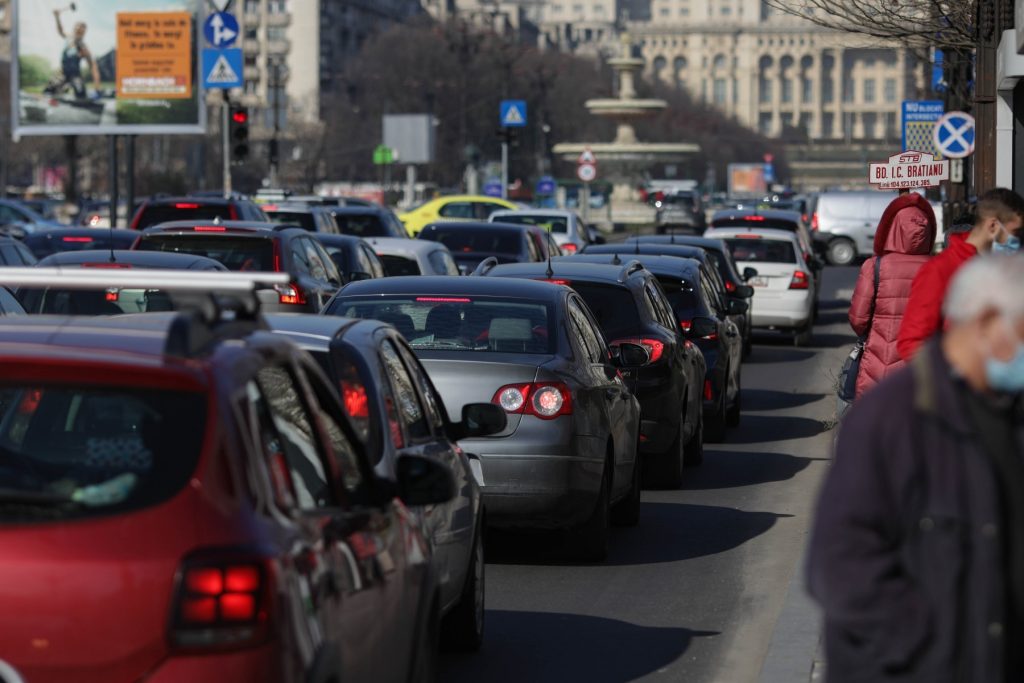 Impozitul pentru autovehicule va fi stabilit în funcție de indicele de poluare / Ministerul de Interne a încheiat centralizarea informațiilor