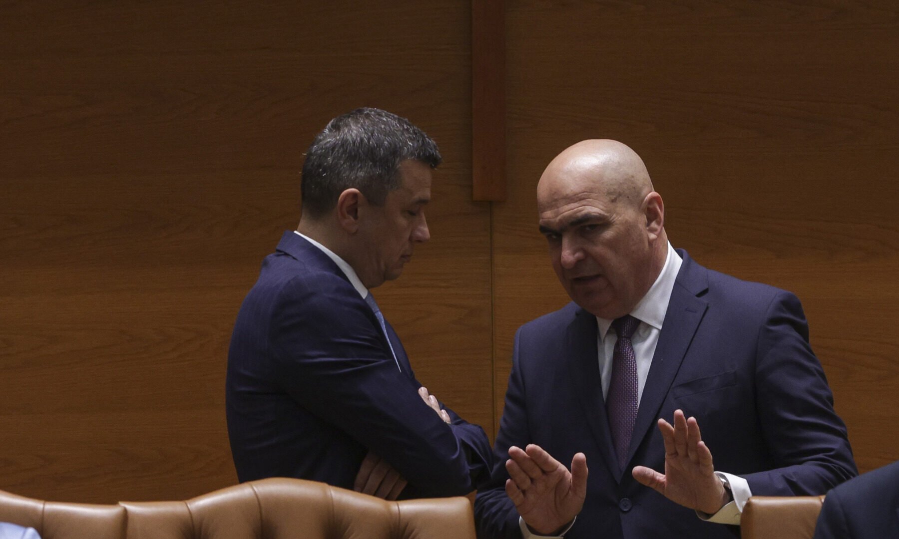 Coaliția se adună marți pentru o nouă ședință / Întâlnirea anterior amânată pentru a preveni un scandal electoral / Discuții în continuare despre reforma administrației